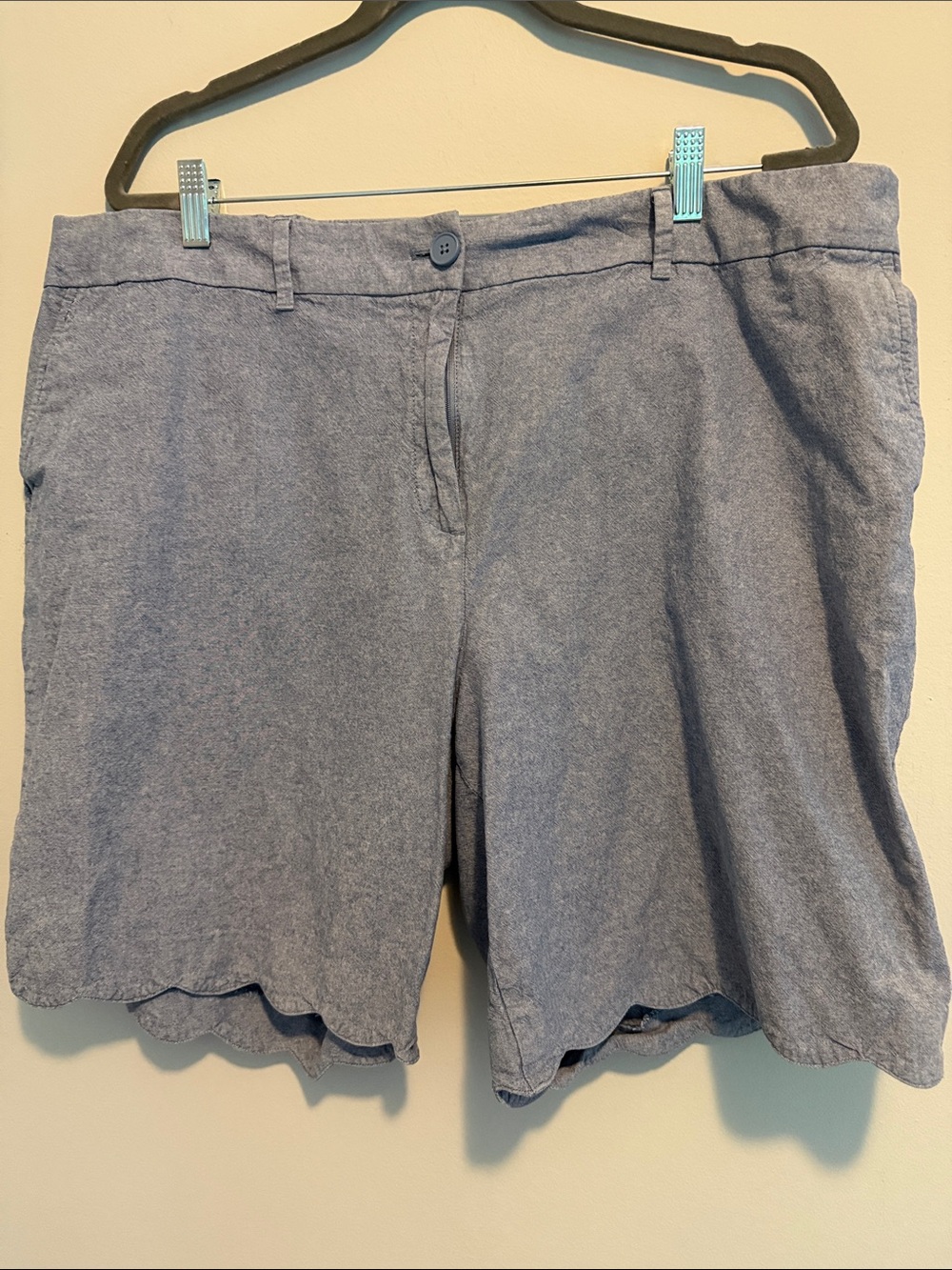 Talbots Light Blue Scallop Hem Bermuda Shorts